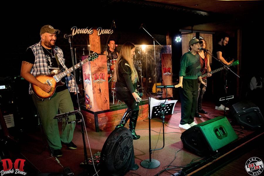 The Izzy Dizzy Band Feat. Marianna Seas • Double Deuce Live Stage